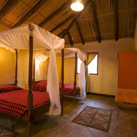 Ololaimutiek Sentrim Mara Game Lodge מראה חיצוני תמונה